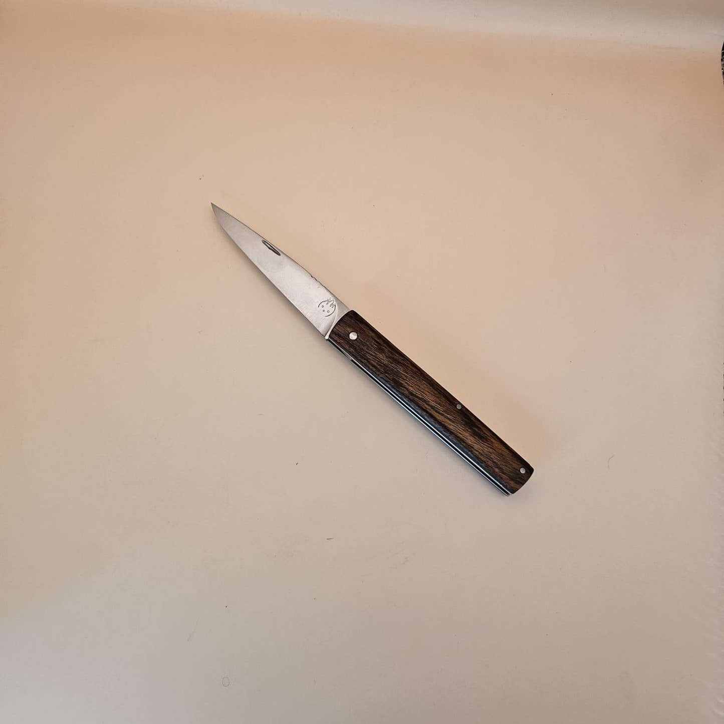 Couteau pliant cran plat